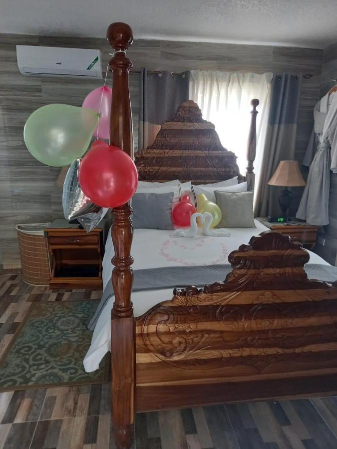 Windbreak Villa Buff Bay Екстериор снимка